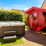 Leuchty By Interhome *